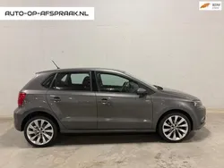Grijs Gebruikt 2017 VW Polo Comfortline Hatchback | € 8.488 (Super prijs)