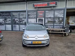 Grijs Gebruikt 2016 VW cross up! high up! Hatchback | € 7.450 (Goede deal)