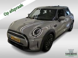 Grijs Gebruikt 2022 Mini ONE Classic Hatchback | € 23.400 (Iets duurder)