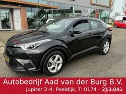 Zwart, metallic lak Gebruikt 2018 Toyota C-HR SUV | € 18.950 (Eerlijke prijs)