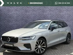 Grijs Gebruikt 2022 Volvo V60 Plus Stationwagen | € 34.899 (Duur)