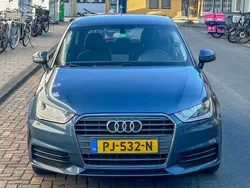 Blauw Gebruikt 2017 Audi A1 Hatchback | € 12.000 (Eerlijke prijs)