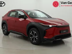 Rood Gebruikt 2025 Toyota bZ4X Active SUV | € 41.999 (Iets duurder)