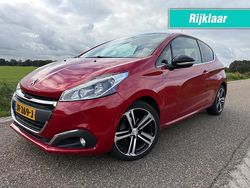 Rood Gebruikt 2016 Peugeot 208 GT-line Hatchback | € 5.250 (Eerlijke prijs)