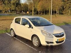 Wit Gebruikt 2008 Opel Corsa Business MPV | € 2.000 (Eerlijke prijs)
