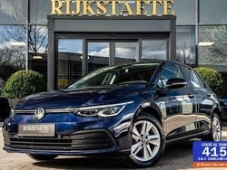 Blauw Gebruikt 2022 VW Golf VIII Style Hatchback | € 25.900 (Super prijs)