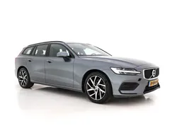 Grijs metallic Gebruikt 2020 Volvo V60 Comfort Stationwagen | € 19.645 (Eerlijke prijs)