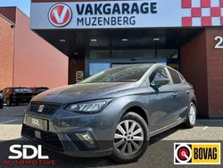 Grijs, metallic lak Gebruikt 2022 Seat Ibiza Style Hatchback | € 15.945 (Eerlijke prijs)