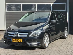 Zwart Gebruikt 2012 Mercedes B180 Ambition MPV | € 7.950 (Goede deal)