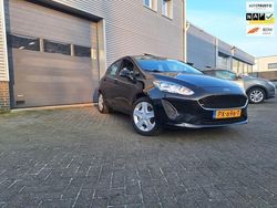 Zwart Gebruikt 2017 Ford Fiesta Trend Hatchback | € 7.999 (Duur)