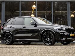 Zwart Gebruikt 2020 BMW X5 Executive SUV | € 51.950 (Eerlijke prijs)