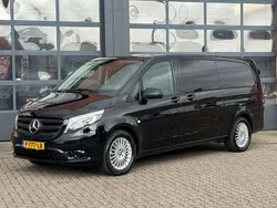 Zwart Gebruikt 2022 Mercedes e-Vito MPV | € 43.950