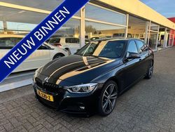 Zwart Gebruikt 2016 BMW 330 Sedan | € 16.999