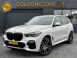 Wit, metallic lak Gebruikt 2019 BMW X5 Executive SUV | € 57.943 (Eerlijke prijs)