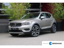 Grijs, metallic lak Gebruikt 2020 Volvo XC40 Inscription SUV | € 29.900 (Eerlijke prijs)