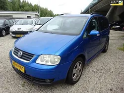 Blauw Gebruikt 2003 VW Touran Trendline MPV | € 999 (Eerlijke prijs)
