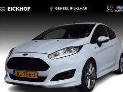 Wit Gebruikt 2017 Ford Fiesta ST-Line Hatchback | € 10.950 (Eerlijke prijs)