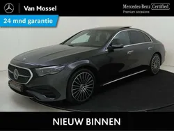 Grijs, metallic lak Gebruikt 2023 Mercedes E300 AMG line Sedan | € 68.945 (Duur)