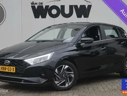 Zwart Gebruikt 2023 Hyundai i20 Comfort Hatchback | € 22.495 (Eerlijke prijs)