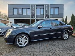 Blauw Gebruikt 2002 Mercedes E500 AMG Sedan | € 10.250 (Eerlijke prijs)