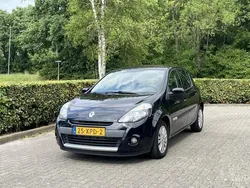 Zwart Gebruikt 2012 Renault Clio IV Collection Hatchback | € 4.950 (Goede deal)