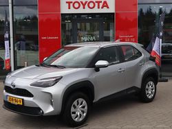 Zilver, metallic lak Gebruikt 2023 Toyota Yaris Cross Active SUV | € 24.900 (Goede deal)