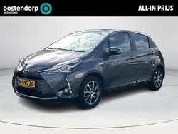 Grijs Gebruikt 2020 Toyota Yaris Hybrid Edition Hatchback | € 17.945 (Goede deal)
