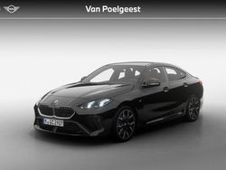 Saphirschwarz metallic (zwart metallic) Nieuw 2025 BMW 220 M Sport Coupé | € 56.677 (Goede deal)