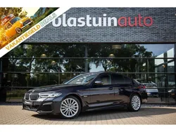 Blauw, metallic lak Gebruikt 2022 BMW 545 Executive Sedan | € 44.950