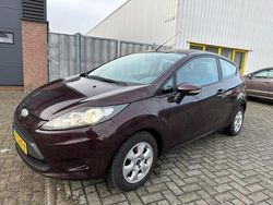 Paars Gebruikt 2009 Ford Fiesta Trend Hatchback | € 2.790 (Eerlijke prijs)