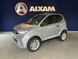 Zilver Nieuw 2025 Aixam City Hatchback | € 14.939