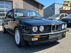 Zwart Gebruikt 1990 BMW 320 Cabriolet | € 19.650