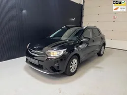 Zwart Gebruikt 2022 Kia Stonic Comfort SUV | € 16.250 (Super prijs)