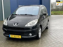 Zwart Gebruikt 2005 Peugeot 1007 Hatchback | € 1.450 (Eerlijke prijs)