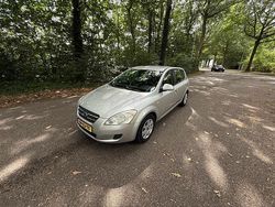 Grijs Gebruikt 2007 Kia Ceed Hatchback | € 2.550 (Eerlijke prijs)