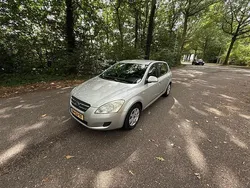 Grijs Gebruikt 2007 Kia Ceed Hatchback | € 2.950 (Eerlijke prijs)