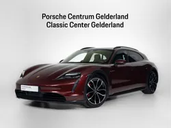 Rood Gebruikt 2023 Porsche Taycan Cross Turismo Sedan | € 89.900 (Duur)