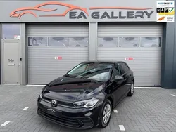 Zwart Gebruikt 2024 VW Polo Edition Hatchback | € 21.400 (Goede deal)