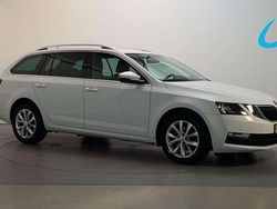 Wit Gebruikt 2020 Skoda Octavia Business Line Stationwagen | € 14.850 (Eerlijke prijs)