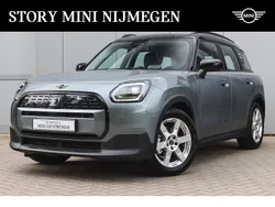 Groen, metallic lak Gebruikt 2024 Mini Countryman Comfort SUV | € 38.950