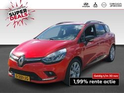 Rood metallic Gebruikt 2018 Renault Clio GrandTour Intens Stationwagen | € 9.630 (Goede deal)
