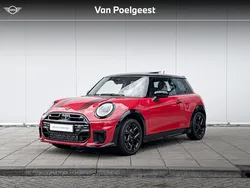 Chili red ii Gebruikt 2024 Mini John Cooper Works Hatchback | € 34.900