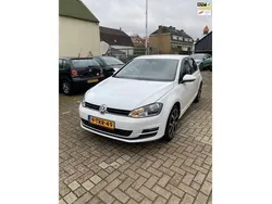 Wit Gebruikt 2014 VW Golf VII Highline Hatchback | € 8.999 (Eerlijke prijs)