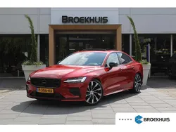 Gebruikt 2020 Volvo S60 R-Design Sedan | € 33.900 (Duur)