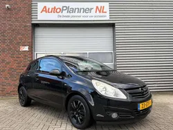 Zwart Gebruikt 2008 Opel Corsa Executive Hatchback | € 1.544 (Goede deal)