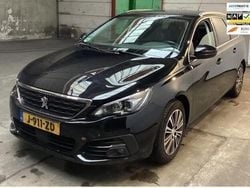 Zwart Gebruikt 2020 Peugeot 308 Allure Stationwagen | € 10.744 (Eerlijke prijs)