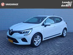 Wit Gebruikt 2021 Renault Clio V Zen Hatchback | € 14.495 (Eerlijke prijs)