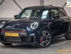Zwart Gebruikt 2022 Mini John Cooper Works Hatchback | € 29.450 (Eerlijke prijs)