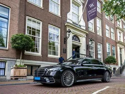 Zwart Gebruikt 2023 Mercedes S350 AMG line Sedan | € 95.000 (Eerlijke prijs)