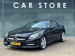Zwart Gebruikt 2014 Mercedes SLK200 AMG Cabriolet | € 19.945 (Goede deal)